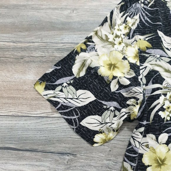 Caribbean Joe Men XL Short Sleeve Hawaiian Shirt Floral Island Tropical Vacation - Picture 2 of 11